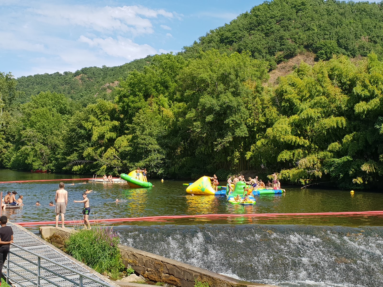 Berge du Viaur, Laguepie Beach'in fotoğrafı ve yerleşim