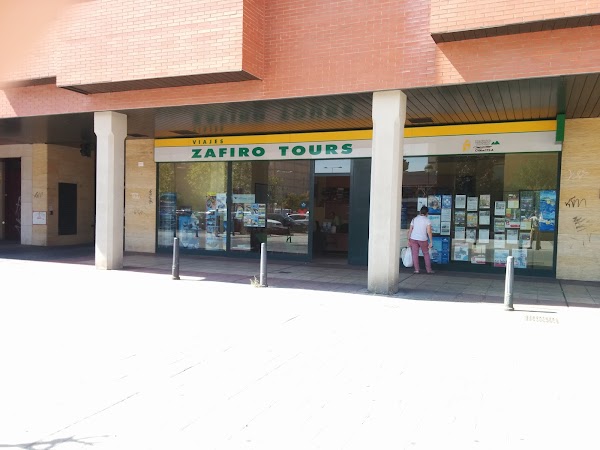 Zafiro Tours