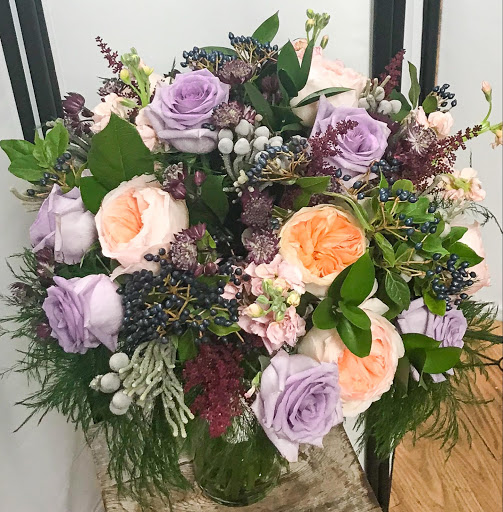 Florist «BloomTown Florist», reviews and photos, 218 W Bay Dr, Largo, FL 33770, USA