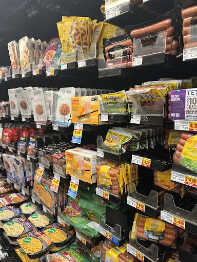 Grocery Store «Fred Meyer», reviews and photos, 555 Trosper Rd SW, Tumwater, WA 98512, USA