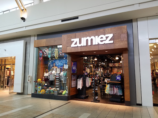 Zumiez, 401 NE Northgate Way, Seattle, WA 98125, USA, 
