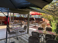 Atmosphère du Restaurant français Le P'tit Cellier à Saint-Jacques-de-la-Lande - n°1