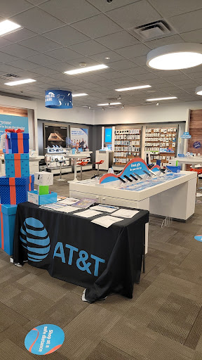 Cell Phone Store «AT&T», reviews and photos, 474 Holiday Dr Suite 300, Rutland, VT 05701, USA