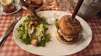 Hamburger végétarien du Restaurant La Ferme à Dédé à Grenoble - n°6