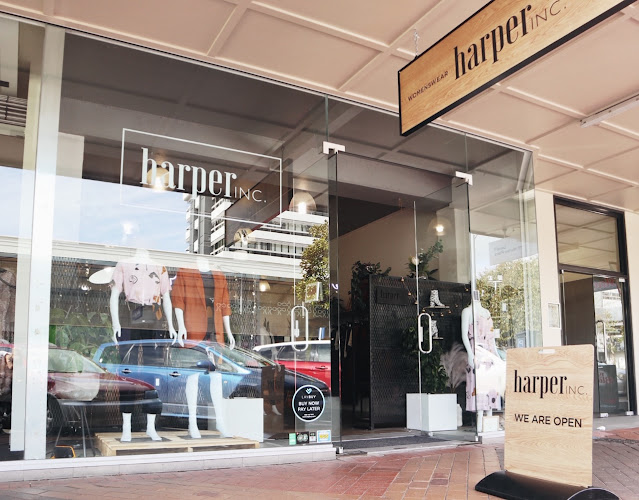Harper Inc - Clothing store