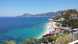 Spiaggia delle Ghiaie'in fotoğrafı geniş bir kıyı şeridi ile birlikte