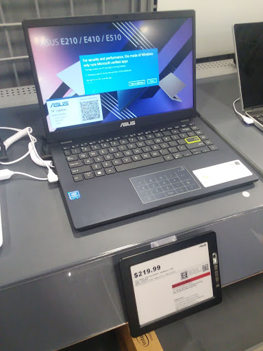 Electronics Store «Best Buy», reviews and photos, 501 Interstate 45 S, Conroe, TX 77301, USA