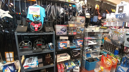 Video Game Store «Retro-Taku Videogames», reviews and photos, 507 West 11 Mile Road, Madison Heights, MI 48071, USA
