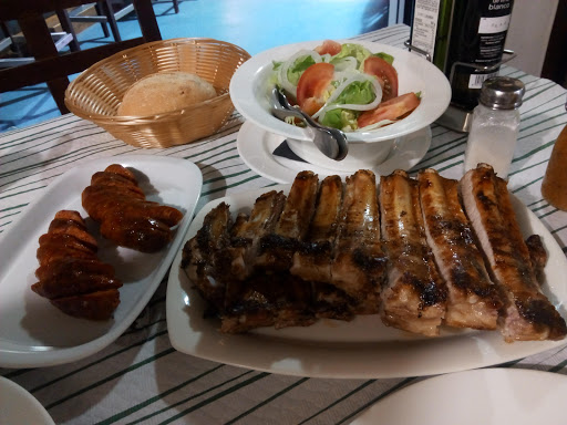 Información y opiniones sobre Parrilla de Villa Pedre de Navia