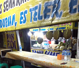 Tahu Gimbal Pak EDI ( ASLI ) Taman Indonesia Kaya photo