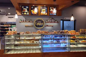 Dhe Upperi Bake and Cafe (Cake Shop & Arabic & Kunafa & Pizza & Burger) image