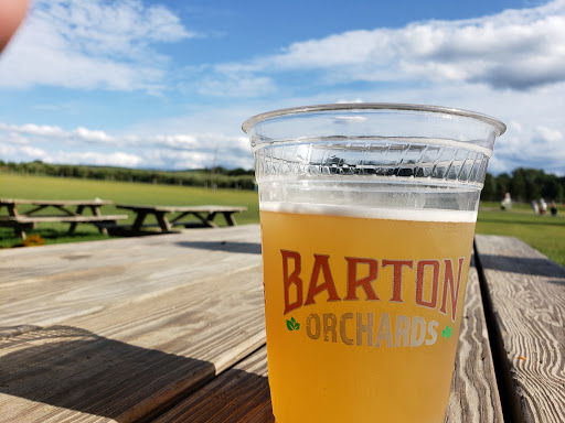 Orchard «Barton Orchards - Noxon Road Store Open Year Round - The Farm is CLOSED for the Season.», reviews and photos, 63 Apple Tree Ln, Poughquag, NY 12570, USA