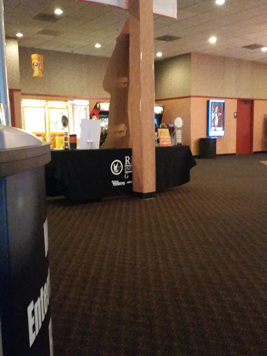 Movie Theater «Regal Cinemas Boone 7», reviews and photos, 210 New Market Centre, Boone, NC 28607, USA