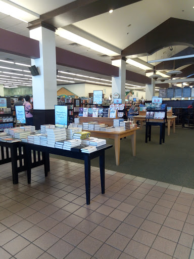 Book Store «Barnes & Noble», reviews and photos, 3600 Stevens Creek Blvd, San Jose, CA 95117, USA