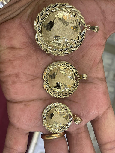 Jewelry Store «Moses Jewelers Inc», reviews and photos, 171 S High St, Columbus, OH 43215, USA