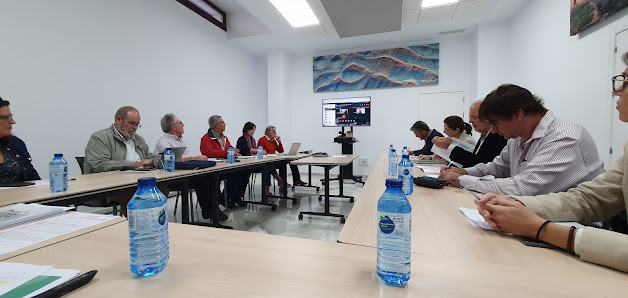Dirección Provincial de Sevilla del Instituto Andaluz de la Juventud Av. de Hytasa, 14, Plta. Baja, Ala Izq, 41006 Sevilla, España