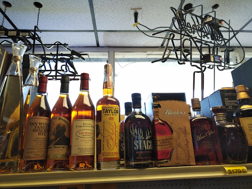 Liquor Store «One O One Liquors & Wine», reviews and photos, 617 E Oakland Park Blvd, Oakland Park, FL 33334, USA