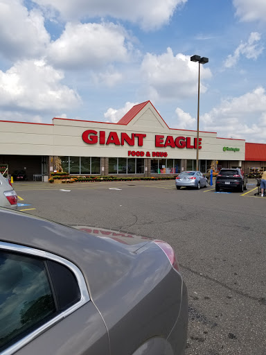Supermarket «Giant Eagle Supermarket», reviews and photos, 5220 Mahoning Ave, Youngstown, OH 44515, USA