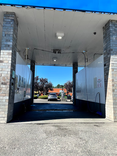 Car Wash «Kingsgate Carwash LLC», reviews and photos, 12425 NE 144th St, Kirkland, WA 98034, USA