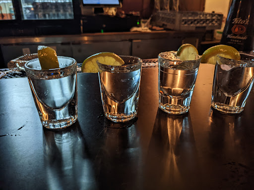 American Restaurant «Governor Bradford Restaurant», reviews and photos, 312 Commercial St, Provincetown, MA 02657, USA