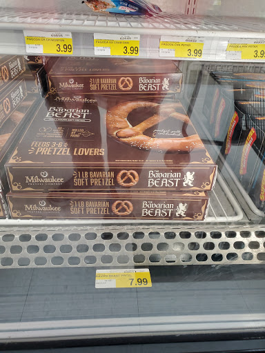 Supermarket «Piggly Wiggly», reviews and photos, 325 East Ave, Lomira, WI 53048, USA