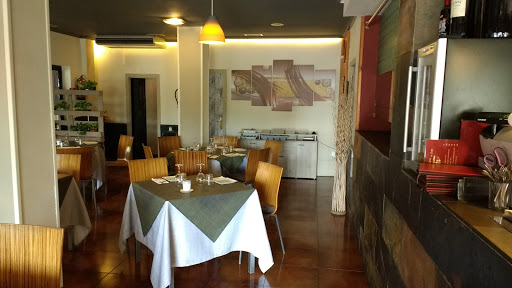 Restaurante Els Foguers - Carrer de Benissa, Plaza Joan Fuster, 15, escalera 13 local 36, 03560 El Campello, Alicante, España