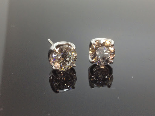 Wholesale Jeweler «Ark Jewelers», reviews and photos, 2002 Warrensville Center Rd, Cleveland, OH 44121, USA