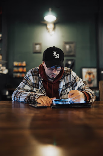 Tattoo Shop «Fallen Sparrow Tattoo Co», reviews and photos, 5049 W Irlo Bronson Memorial Hwy, Kissimmee, FL 34746, USA