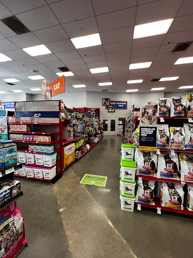 Pet Supply Store «Petco Animal Supplies», reviews and photos, 1917 Douglas Blvd, Roseville, CA 95661, USA