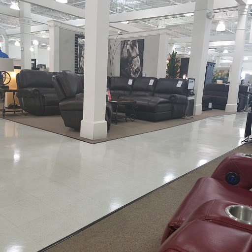 Furniture Store «Value City Furniture», reviews and photos, 15770 South La Grange Road, Orland Park, IL 60462, USA