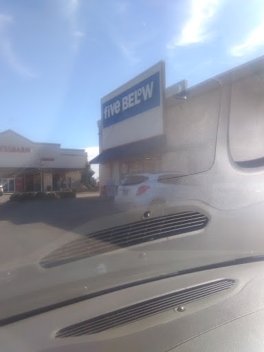 Variety Store «Five Below», reviews and photos, 893 Kings Creek Dr Suite 1, Tupelo, MS 38804, USA
