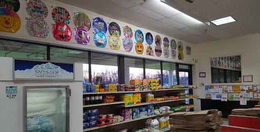 Grocery Store «Maple Plain Family Center», reviews and photos, 1500 Howard Ave, Maple Plain, MN 55359, USA