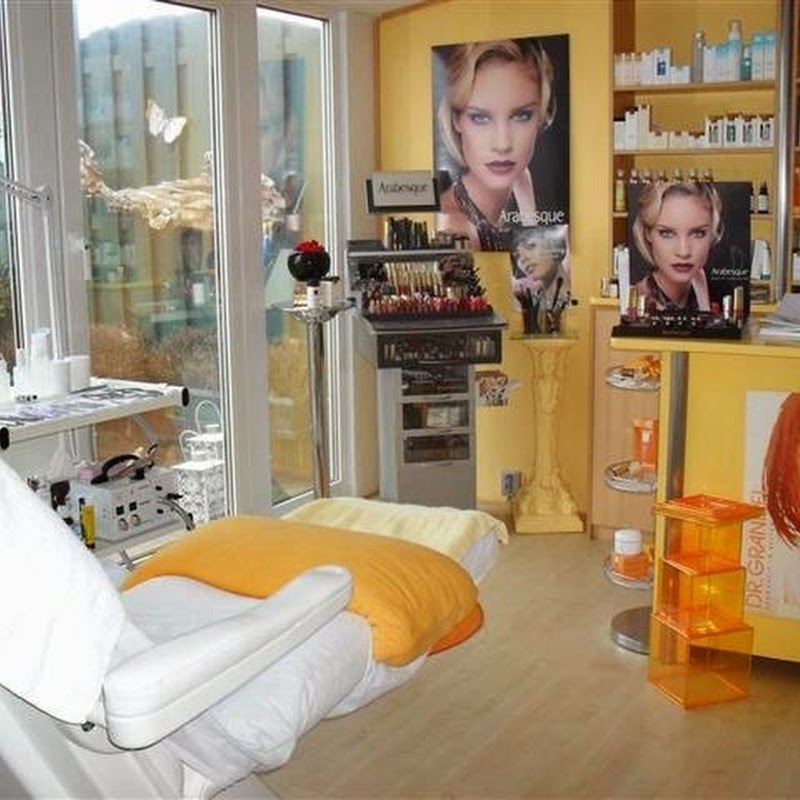 Beauty Salon Blokker / Brazilian waxsalon Parkstad