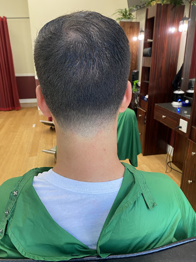 Barber Shop «TL Barbershop», reviews and photos, 1800 Wilson Blvd Unit 130, Arlington, VA 22201, USA