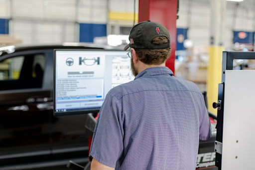 Auto Body Shop «Schaefer AutoBody Centers - Ellisville, MO», reviews and photos, 16109 Manchester Rd, Ellisville, MO 63011, USA