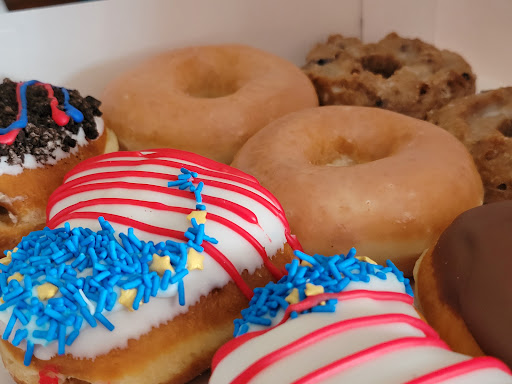 Bakery «Krispy Kreme Doughnuts», reviews and photos, 259 S Stratford Rd, Winston-Salem, NC 27103, USA
