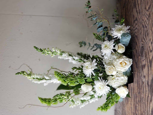 Florist «Kern Park Flower Shoppe», reviews and photos, 6713 SE Holgate Blvd, Portland, OR 97206, USA