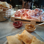 Photo n°2 de l'avis de Natascia.i fait le 20/08/2022 à 20:11 sur le  Antica Bottega Del Cerro à Montese