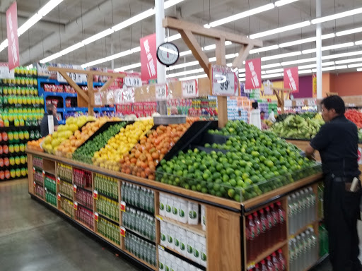 Grocery Store «Superior Grocers», reviews and photos, 1201 W Whittier Blvd, Montebello, CA 90640, USA