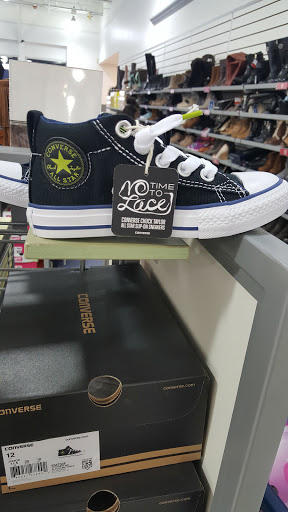 Shopping Mall «Southern Plaza Shopping Center», reviews and photos, 4200 S East St, Indianapolis, IN 46227, USA