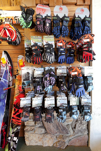 Sporting Goods Store «Sports LTD», reviews and photos, 22642 Ventura Blvd, Woodland Hills, CA 91364, USA