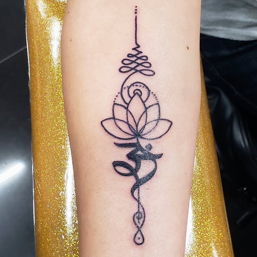 Explore tattoo ideas for grandma that passed away, creative tattoo ideas in Addison, available at Cat Tattoo