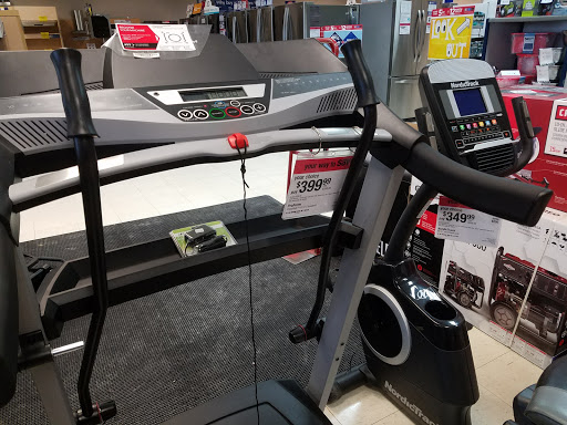 Appliance Store «Sears Hometown Store», reviews and photos, 4193 E Grand River Ave, Howell, MI 48843, USA