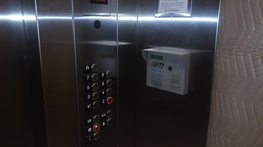 Self-Storage Facility «BoxVault Self Storage», reviews and photos, 123 SW North River Dr, Miami, FL 33130, USA