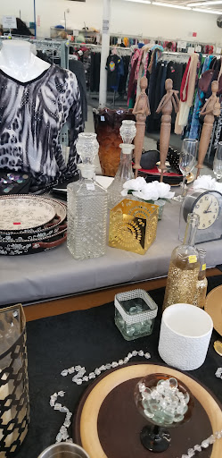 Donations Center «Goodwill», reviews and photos