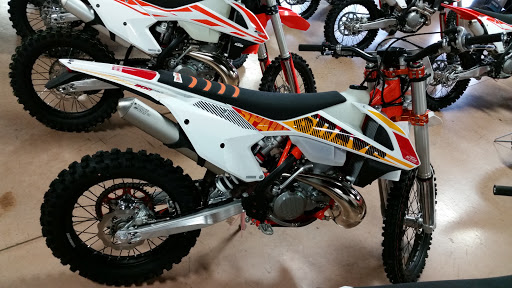 Motorcycle Dealer «B & B Sales & Services», reviews and photos, 343 Champ Blvd, Manheim, PA 17545, USA