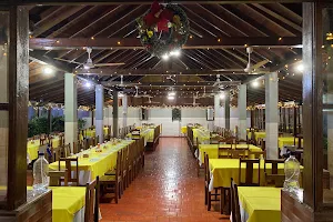 Restaurante Los Cocos image