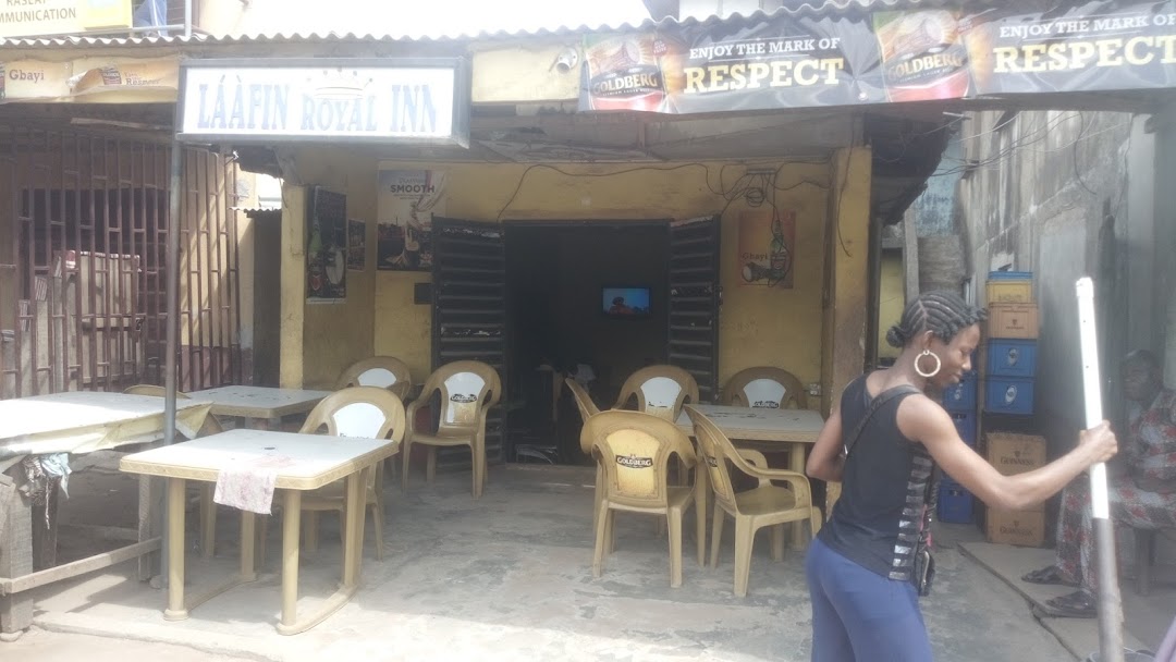 Lfin Royal Bar