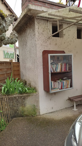 Centre de recyclage Boîte à livre Priay