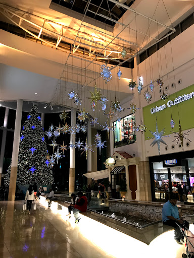 Cosmetics Store «Lush», reviews and photos, 4200 Conroy Rd, Orlando, FL 32839, USA